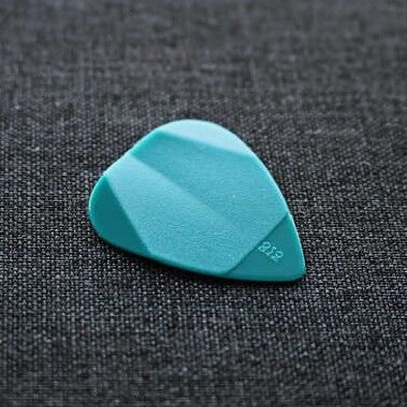 Rombo Origami Pick-0.75 mm | Solid Bond
