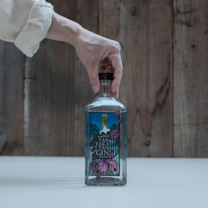 TAN TAKA TAN GIN | GIN BOTTLE SHOP