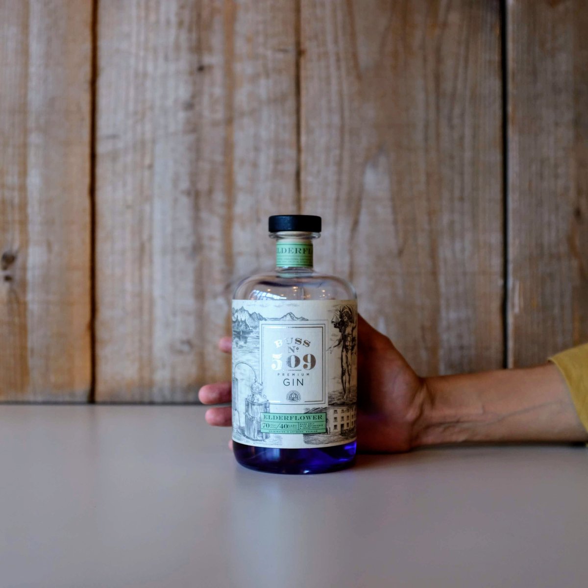 BUSS N°509 PREMIUM GIN ELDERFLOWER | GIN BOTTLE