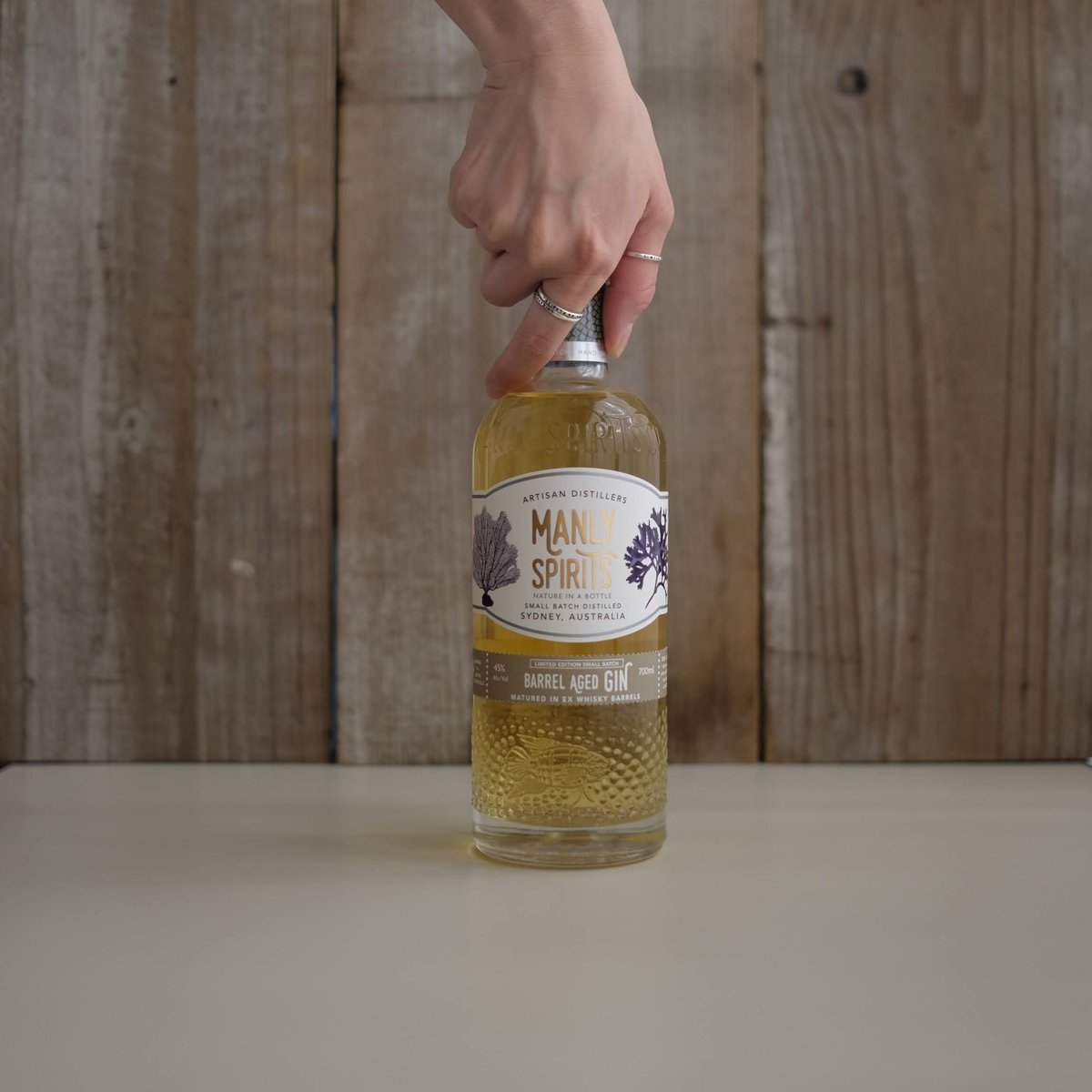【希少】マンギャン オリー ジン GIN スピリッツ MANLY SPIRITS BARREL AGED GIN | GIN BOTTLE SHOP