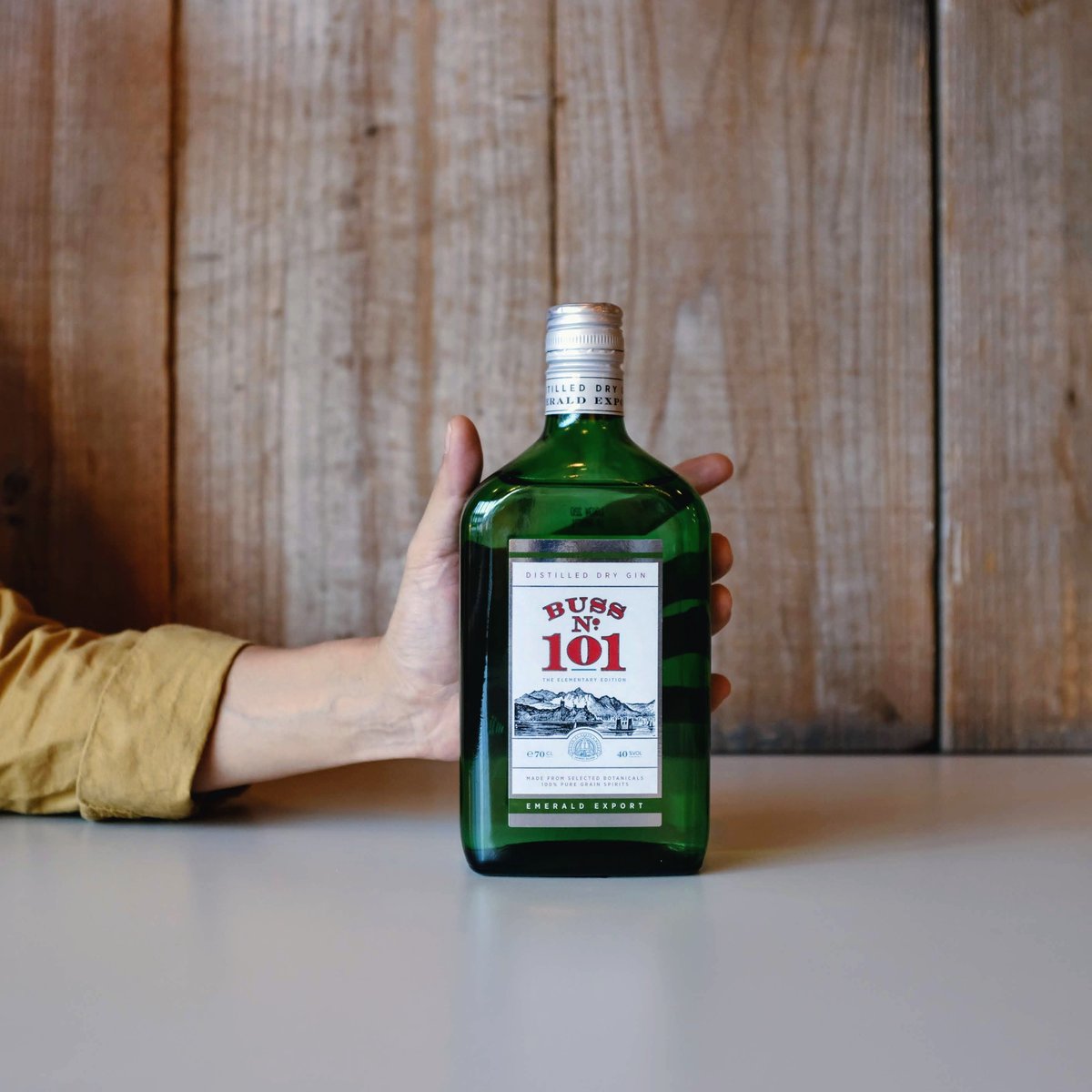 【定価以下】ジン フィッシャーズ フィシャズ GIN スピリッツ ロンドン・ドライ・ジン GIO1001 フィシャズ <700ml> - The