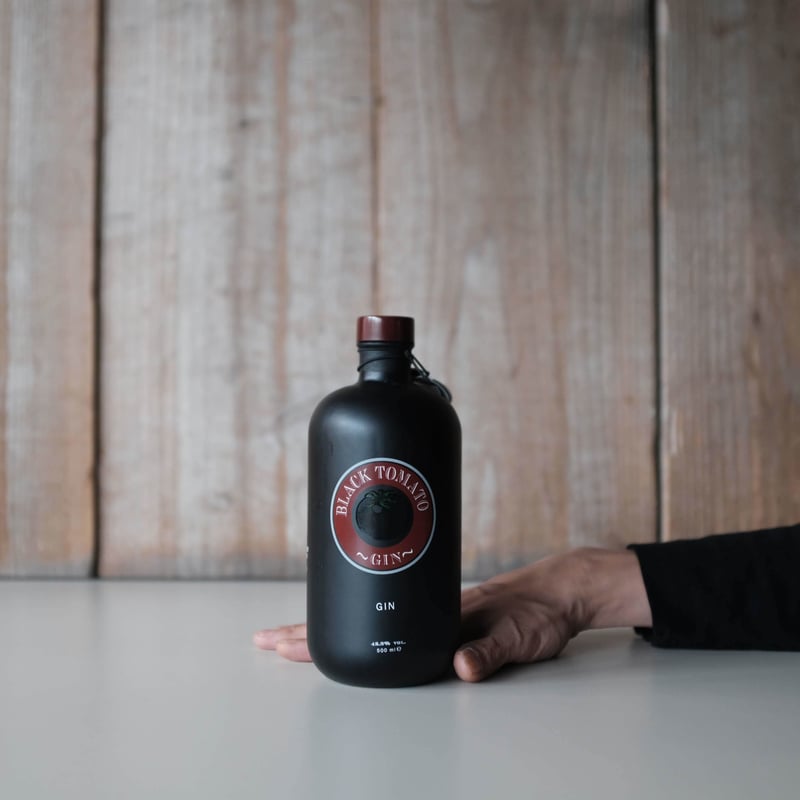 ブラックトマト ジン 500ml×2本 ブラックトマト ジン」 ブラックボックスです！ - ジンを楽しみ