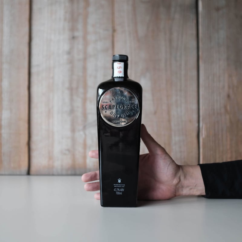 SCAPEGRACE CLASSIC GIN | GIN BOTTLE SHOP