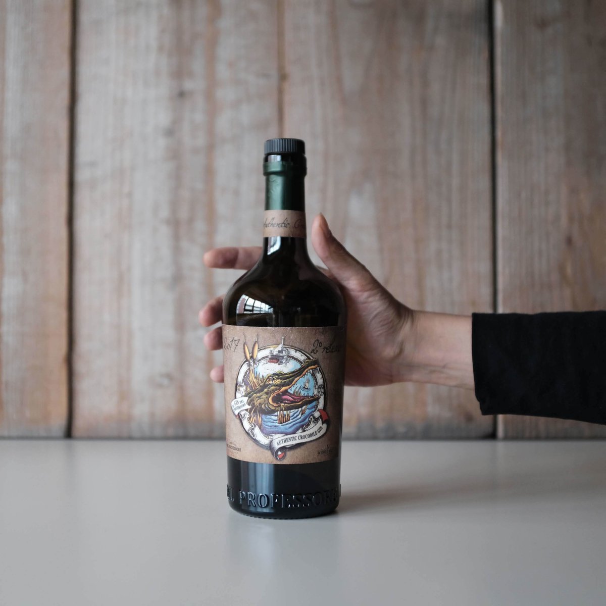 PROFESSORE CROCODILE GIN | GIN BOTTLE SHOP
