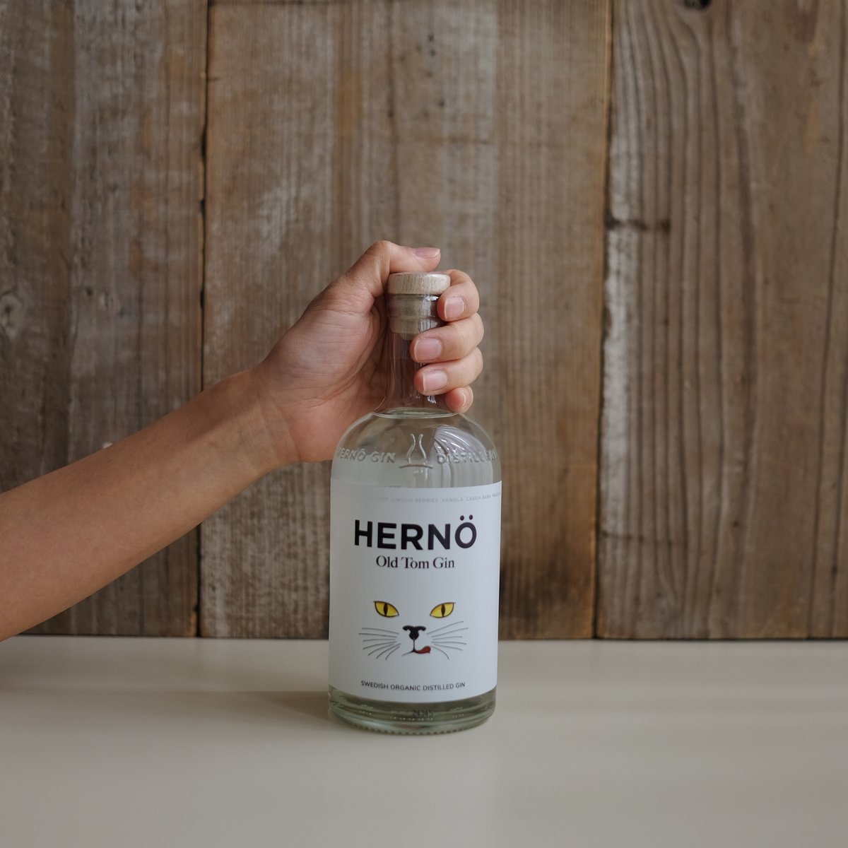 HERNÖ OLD TOM GIN | GIN BOTTLE SHOP