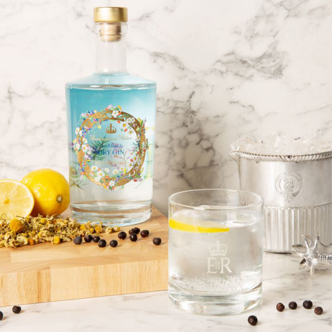 BUCKINGHAM PALACE DRY GIN | GIN BOTTLE SHOP