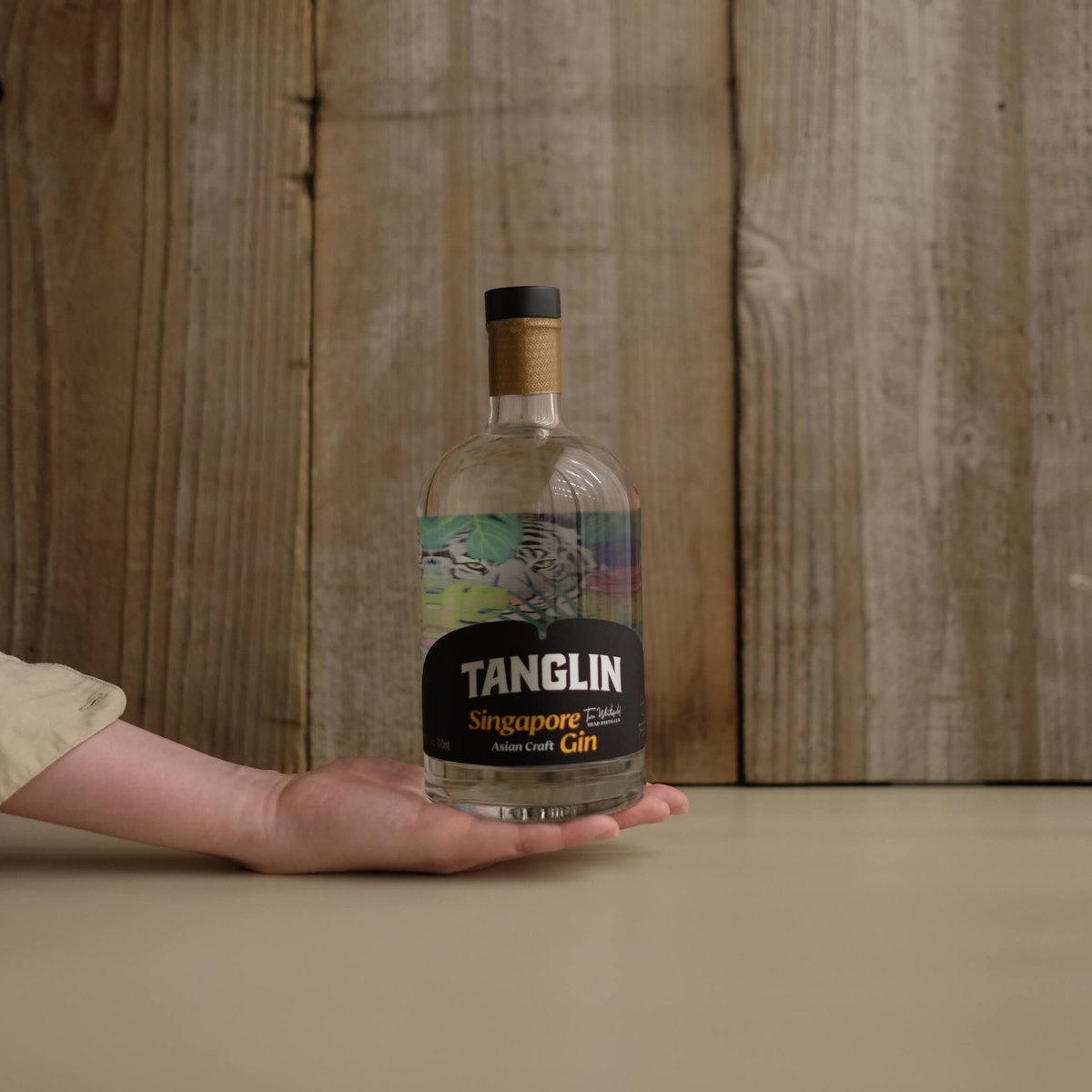 TANGLIN SINGAPORE GIN | GIN BOTTLE SHOP