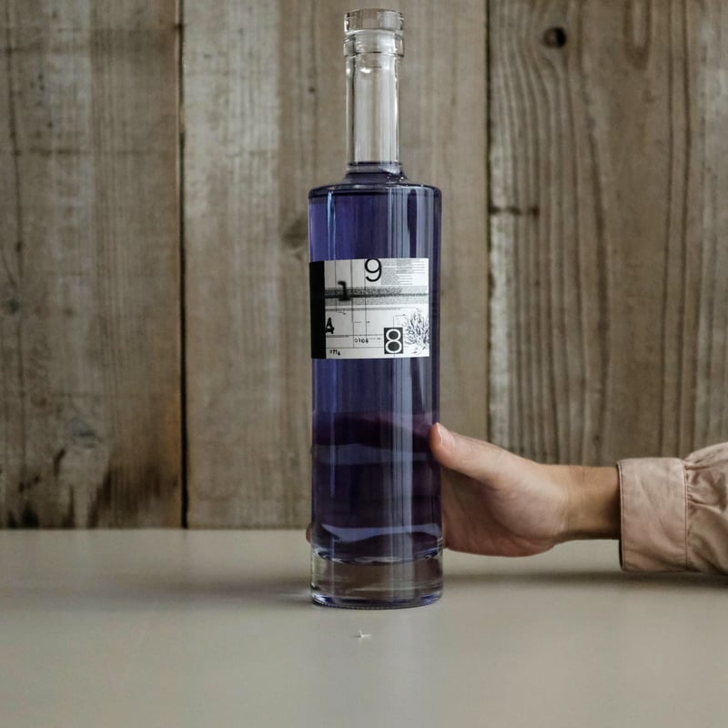 9148 No.0104 HAMANASU | GIN BOTTLE SHOP