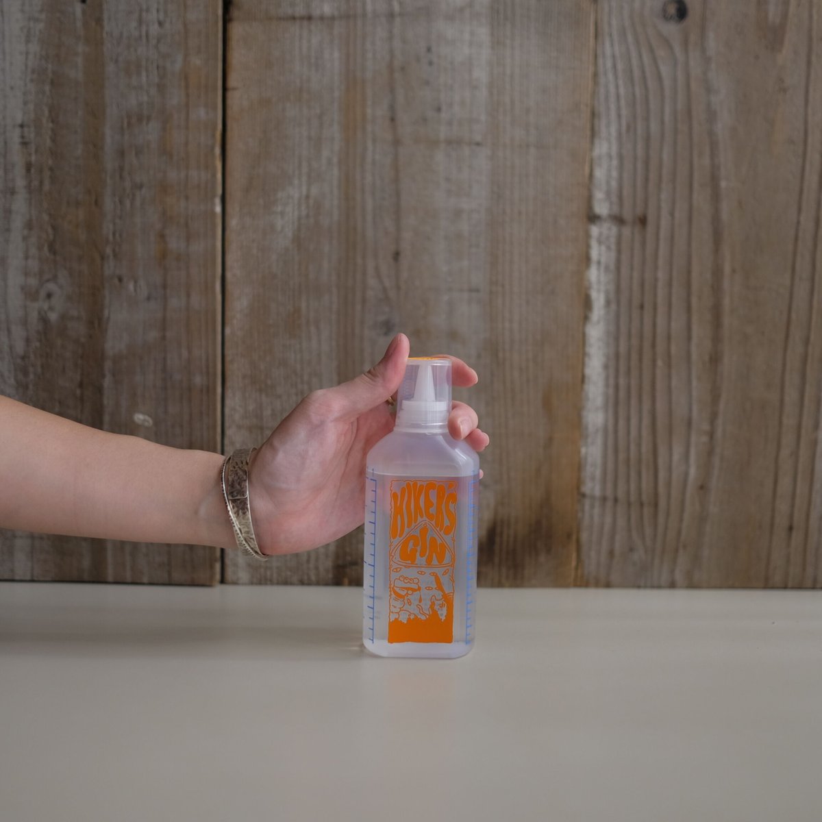 HIKER'S GIN EHIME CITRUS & YABUNIKKEI | GIN BOT