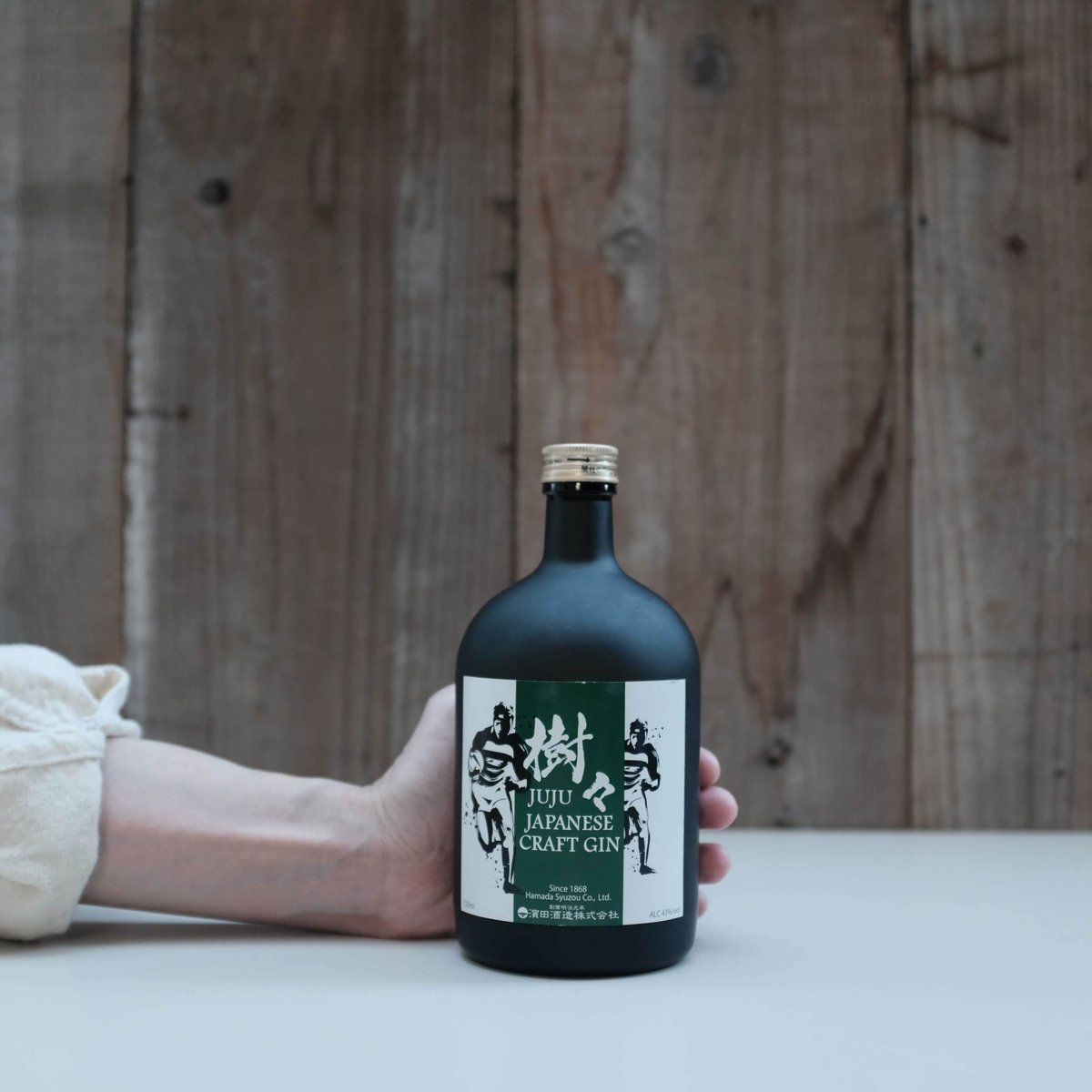 JUJU JAPANESE CRAFT GIN RUGBY LABEL | GIN BOTTL