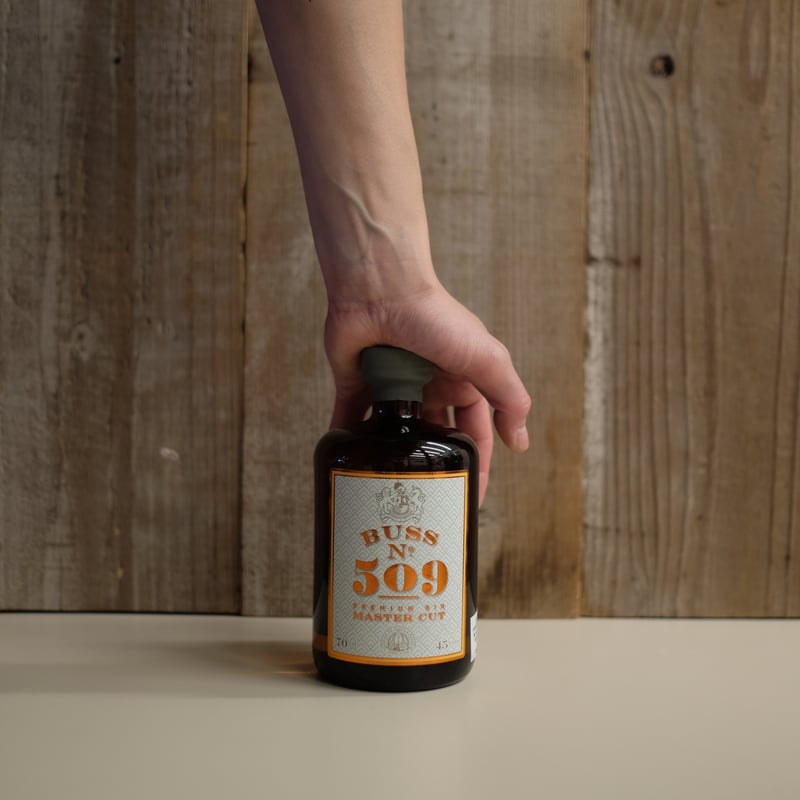 BUSS N°509 PREMIUM GIN MASTER CUT | GIN BOTTLE