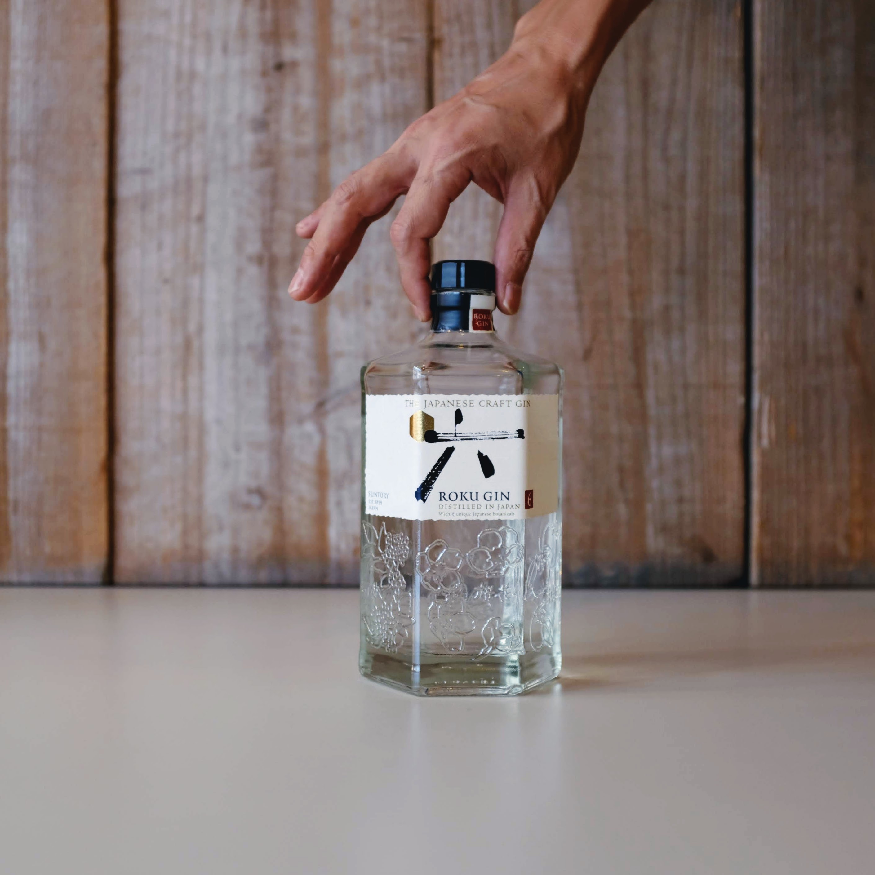 ROKU GIN 700ml 日本のクラフトジン JAPANESE CRAFT GIN ROKU | GIN BOTTLE SHOP