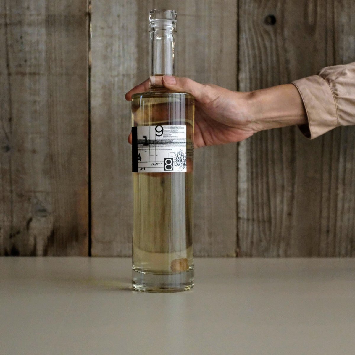 9148 No.1923 FURANO | GIN BOTTLE SHOP