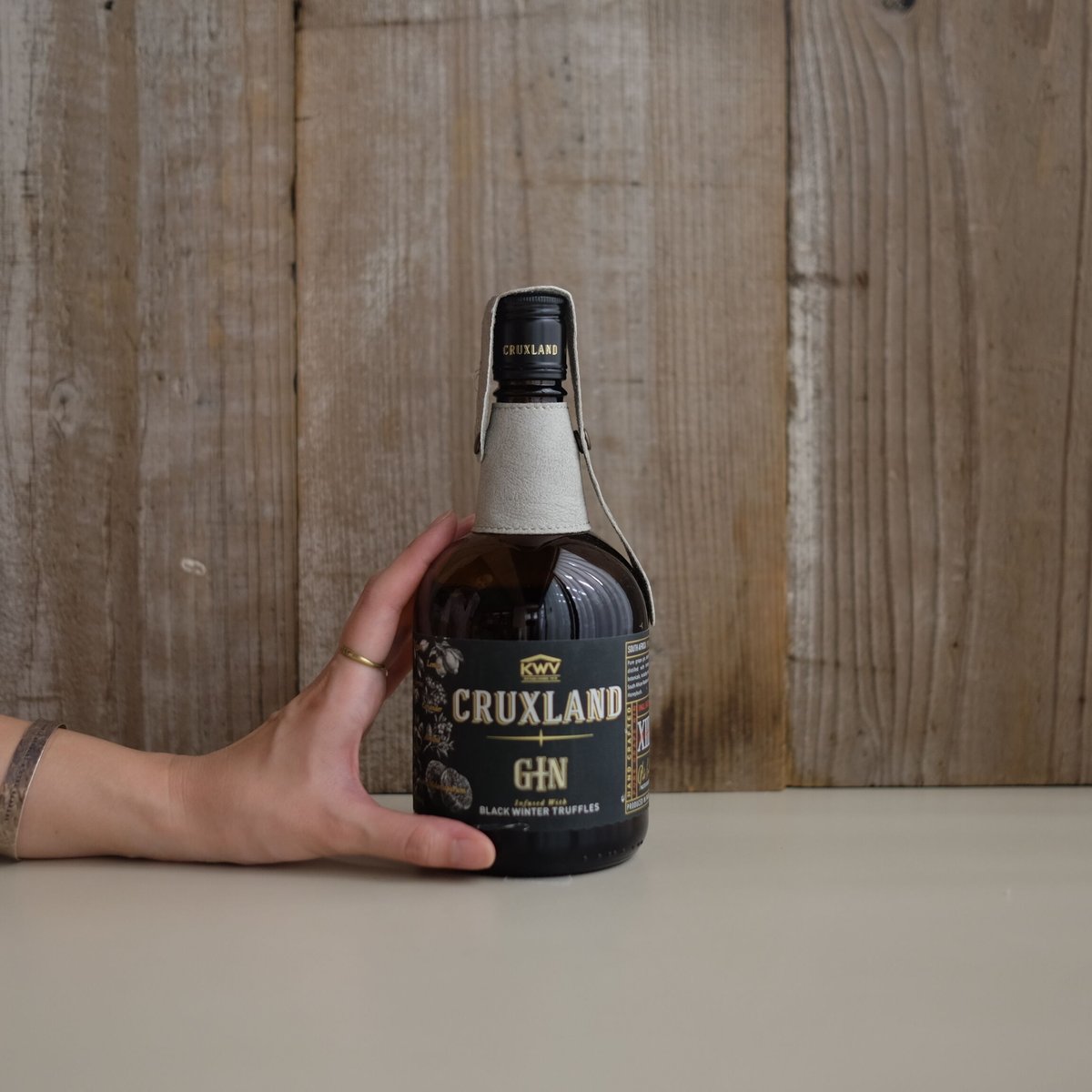 KWV CRUXLAND GIN BLACK WINTER TRUFFLES | GIN BO