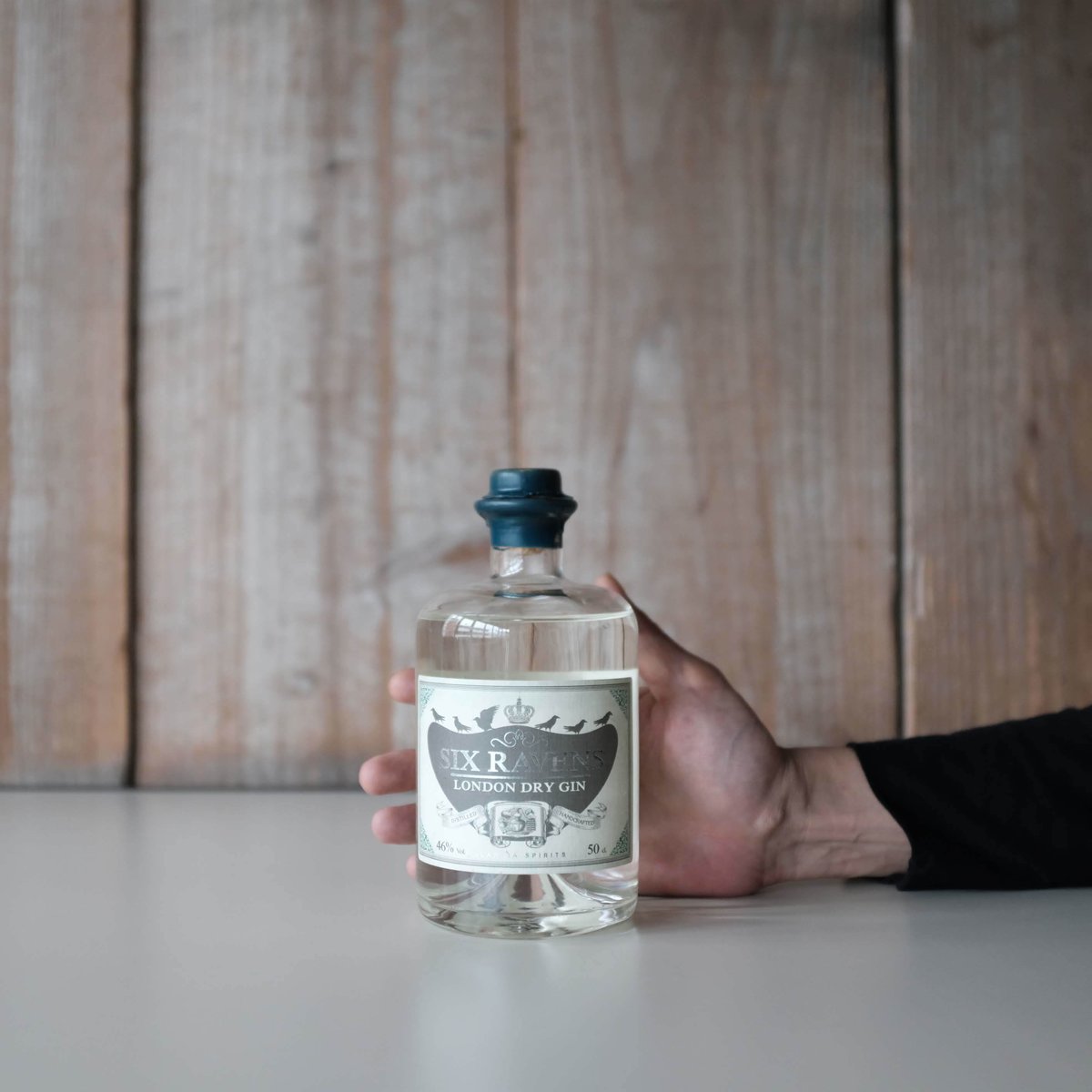SIX RAVENS LONDON DRY GIN | GIN BOTTLE SHOP