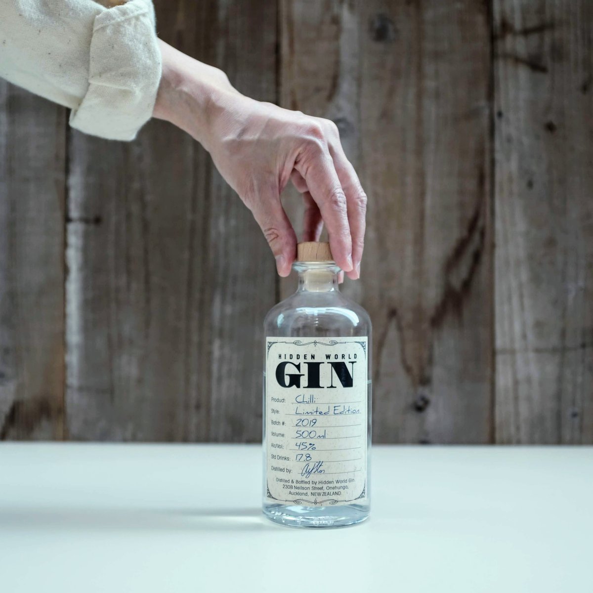 HIDDEN WORLD GIN CHILLI | GIN BOTTLE SHOP
