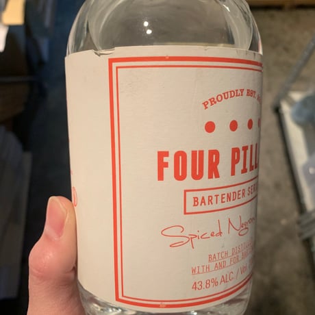 FOUR PILLARS SPICED NEGRONI GIN 【※ラベル破れ・汚れあり】