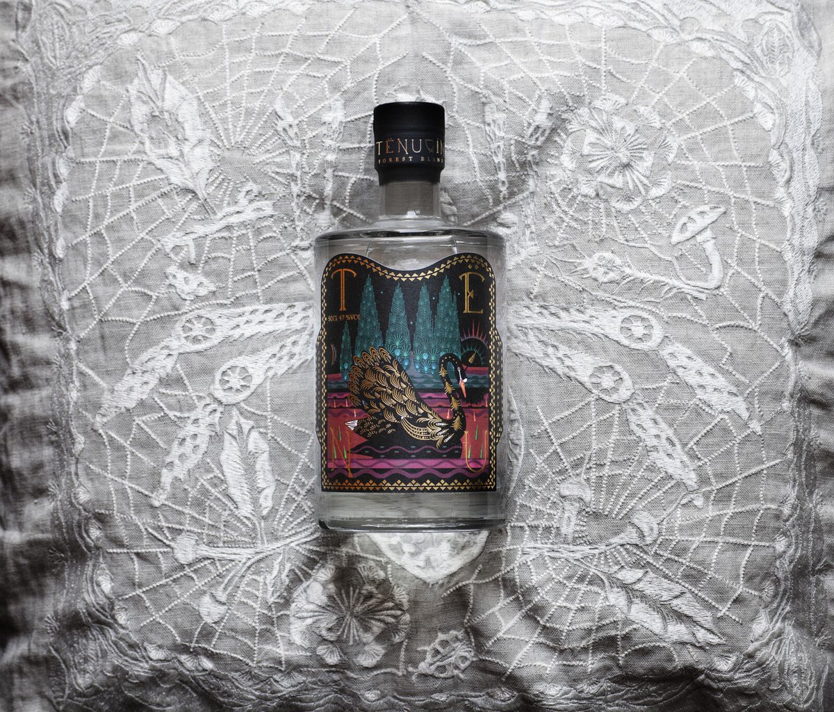 TENU GIN 500ml(化粧箱付き) / 200ml | GIN BOTTLE SHOP