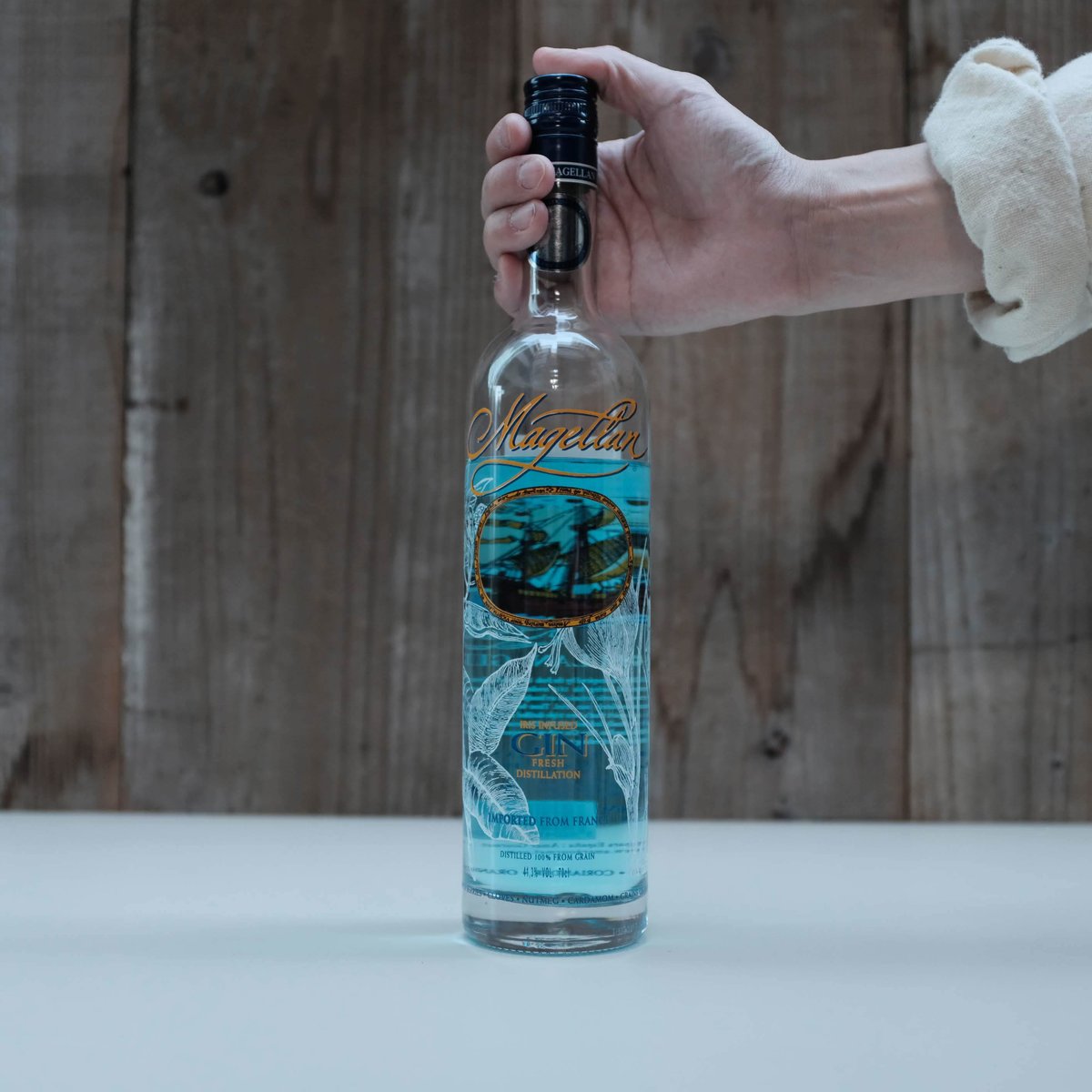 NICHOLSON GIN モンデ酒造 ニコルソン ジン 760ml 45% 古酒 幻 NICHOLSON GIN モンデ酒造 ニコルソン ジン 760ml 45% 古酒 幻