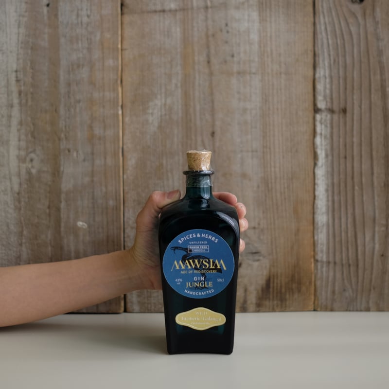 MAWSIM GIN SPICES & HERBS x JUNGLE | GIN BOTTLE