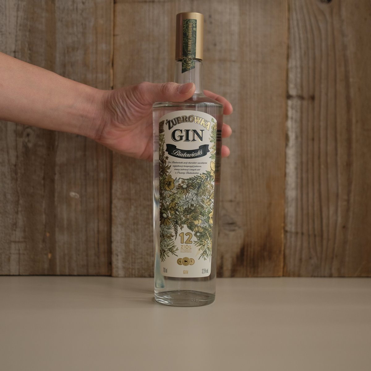ZUBROWKA GIN | GIN BOTTLE SHOP ZUBROWKA GIN | GIN BOTTLE SHOP