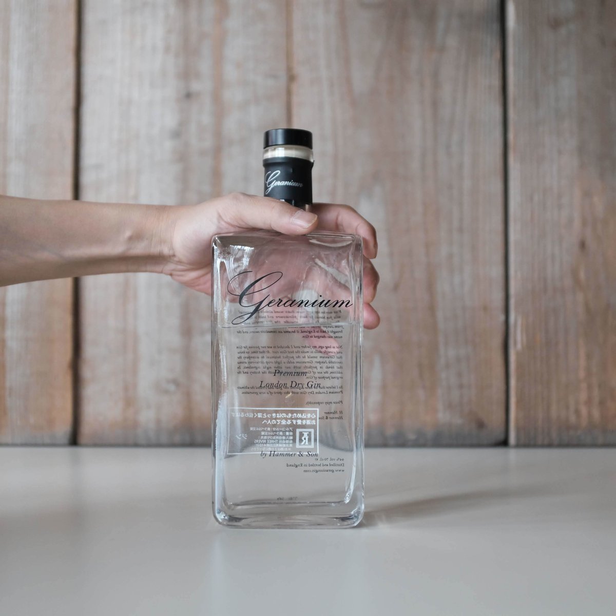 GERANIUM GIN | GIN BOTTLE SHOP