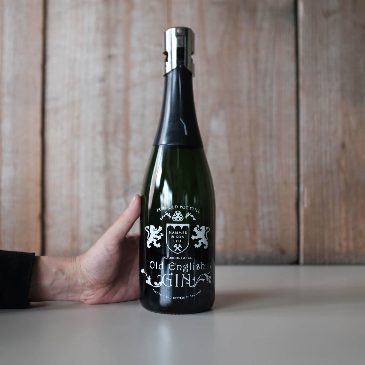 HAMMER & SON OLD ENGLISH GIN | GIN BOTTLE SHOP HAMMER & SON OLD ENGLISH GIN | GIN BOTTLE SHOP
