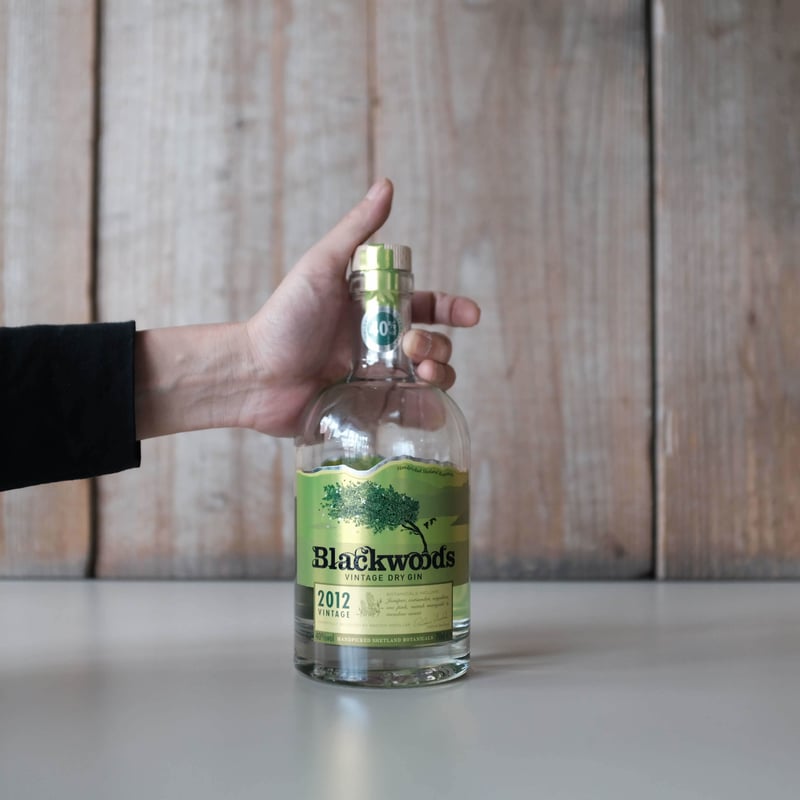 希少　詳細不明年代不明　古酒　ドライジン BLACKWOOD'S VINTAGE DRY GIN | GIN BOTTLE SHOP