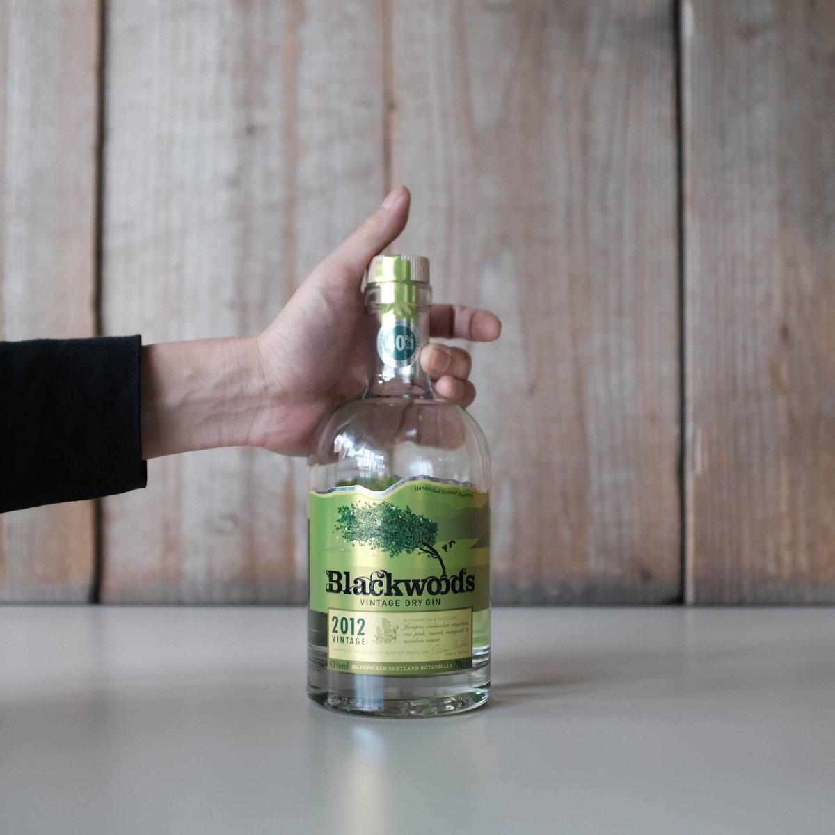 BLACKWOOD'S VINTAGE DRY GIN | GIN BOTTLE SHOP
