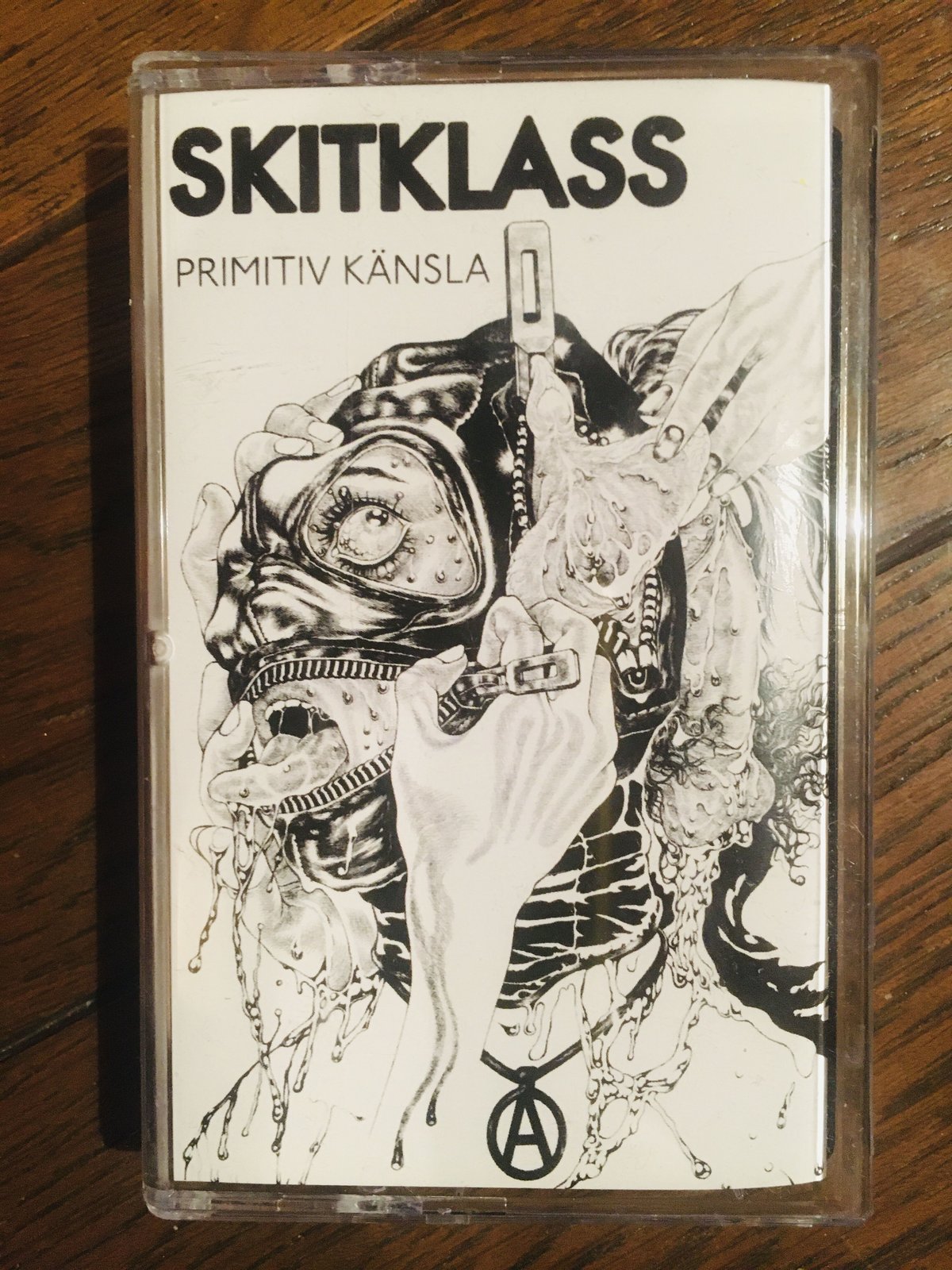 SKITKLASS / Primitiv Känsla（カセットテープ） | Live&BAR