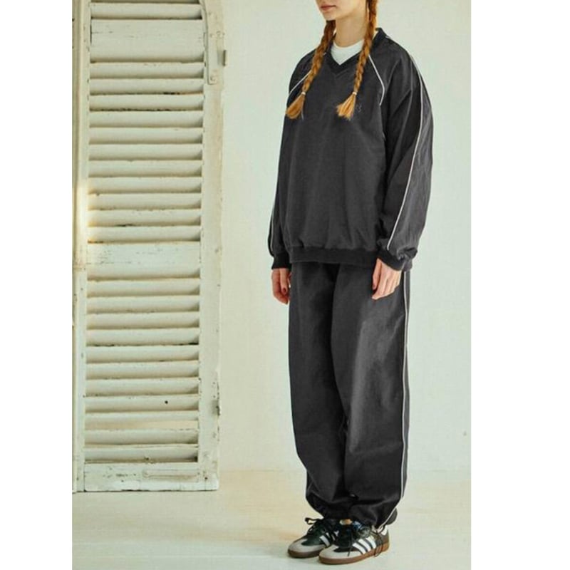CONICHIWA bonjour 】コンニチハボンジュール WARM UP SWEAT