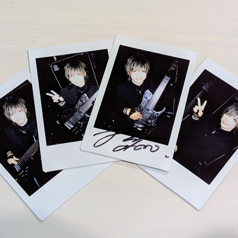 11/25【HIRO】チェキ | FEST VAINQUEUR ONLINE STORE