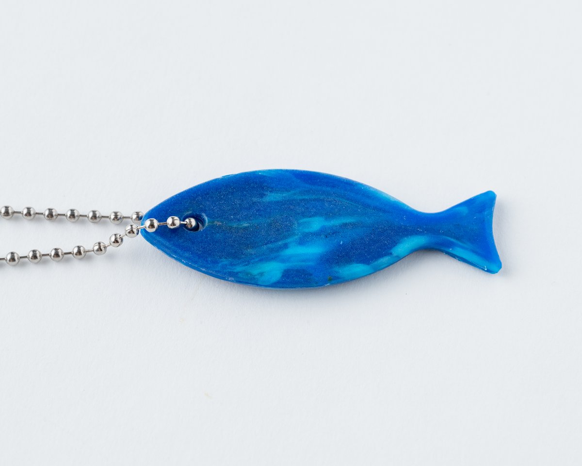 お魚キーホルダー（小）「青」 【材料回収地／香川県小豆島】 #8915