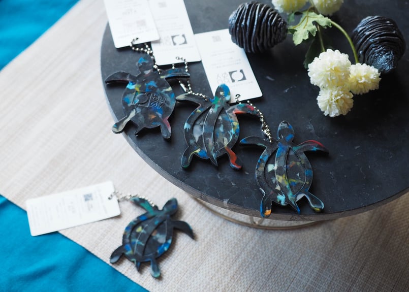 カメキーホルダー「黒」 【材料採取地／福岡県糸島】 #9038