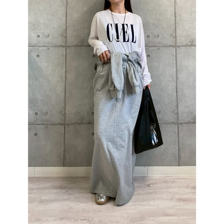 【 ROSIEE 】 ソフトな風合いフロッキープリントTシャツ