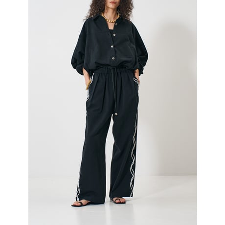 【 YENN 】ROUND VOLUME BLOUSON