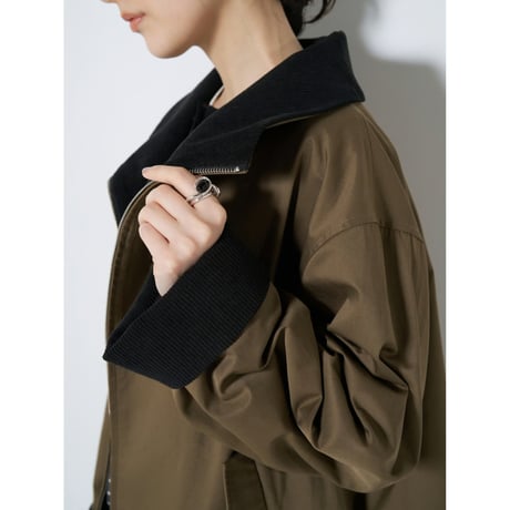 【 CHIGNON 】　スタンドビッグカラールゾン