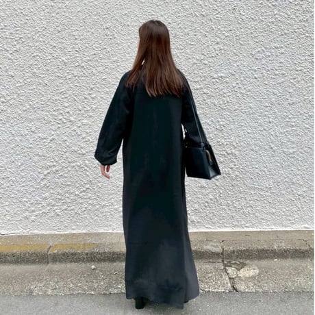 【 ROSIEE 】 後レースライン布帛ニットワンピース