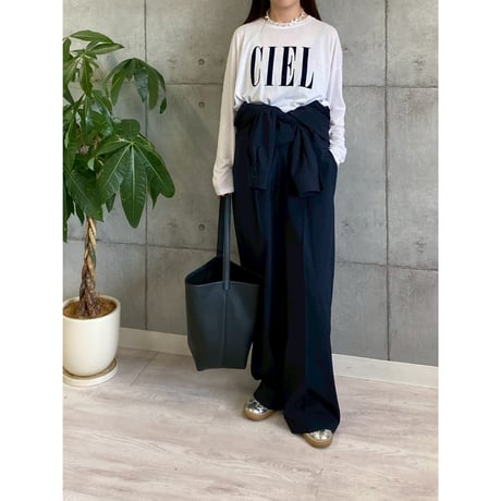 【 ROSIEE 】 ソフトな風合いフロッキープリントTシャツ