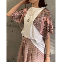 【 ROSIEE 】　スカーフ柄ケープ風カットソー
