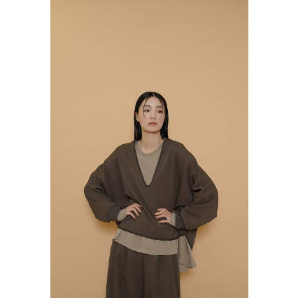 CYAN TOKYO 】ラウンドギャザーウォームドルマンTOPS | selectshop RJ