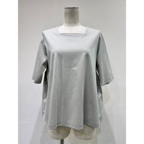 【 CYAN TOKYO 】 スクエアネックバックギャザーTOPS