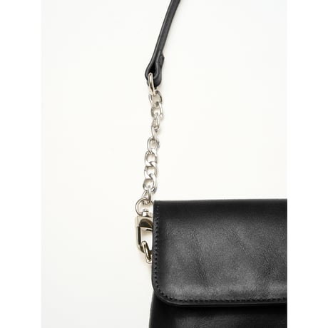 ✨再入荷✨【 YENN 】CHAIN BELT POUCH