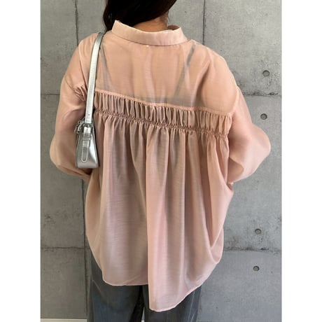 【 ROSIEE 】 後ろシャーリングシアーシャツ