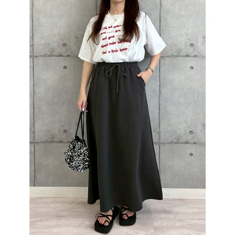 【 ROSIEE 】手書きロゴ刺繍Tシャツ