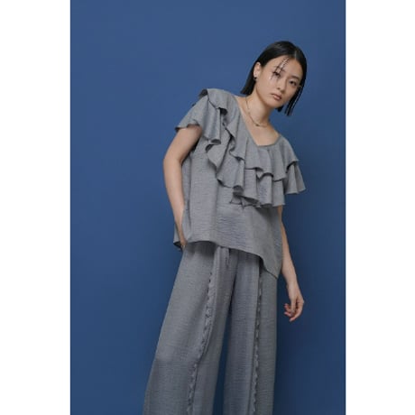 【 CYAN TOKYO 】 レイヤーフリルフレンチTOPS