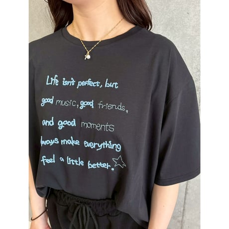 【 ROSIEE 】手書きロゴ刺繍Tシャツ
