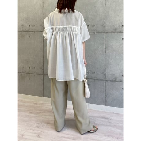 【 ROSIEE 】 後ろシャーリングシアーシャツ