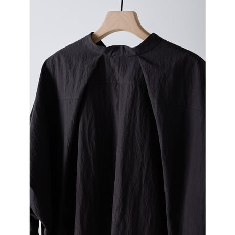 【 YENN 】ROUND FORM SHIRT