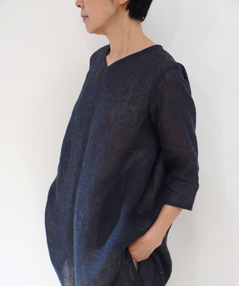 ブラウス Vネック A line 麻タビー 紺 6110llnDB | MAKI TEXTIL